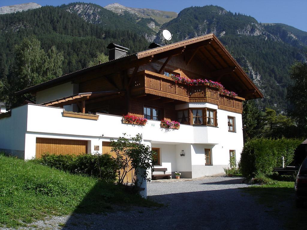 Apart Elisabeth Appartamento Pettneu am Arlberg Esterno foto